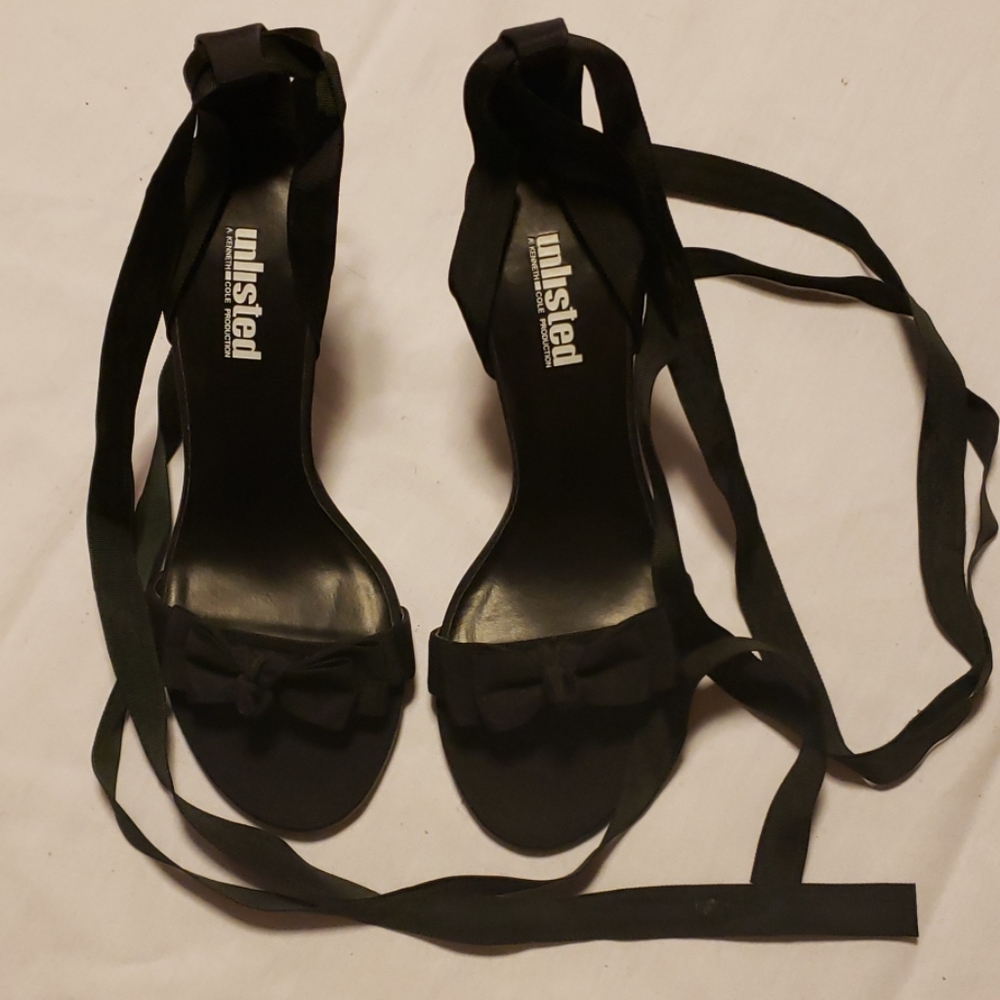 Lace up heel
